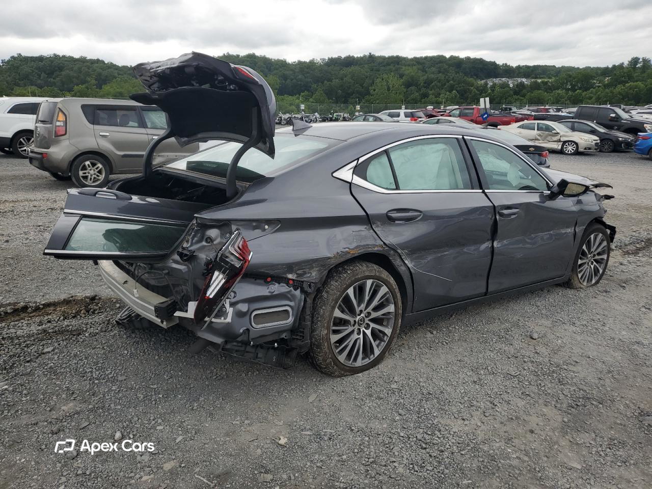 Lexus ES 2021