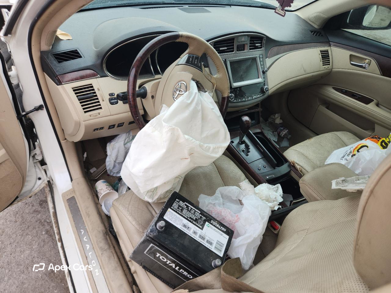 Toyota Avalon 2011