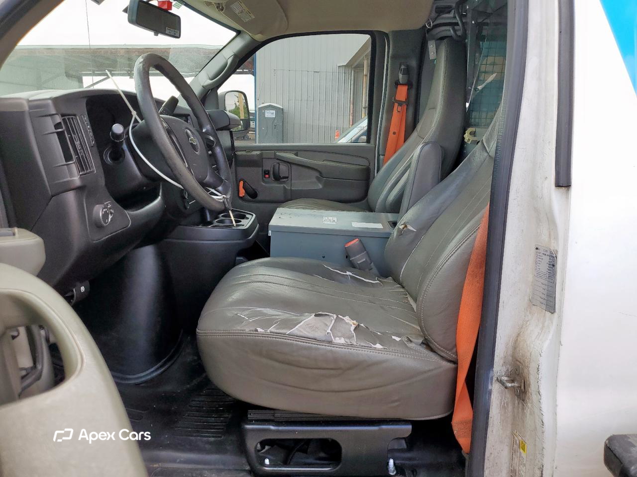 Chevrolet Express 2013