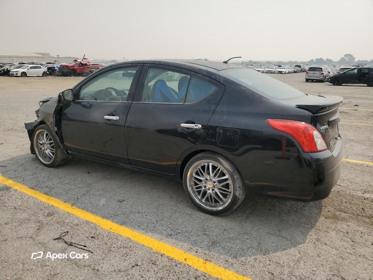 Nissan Versa 2015