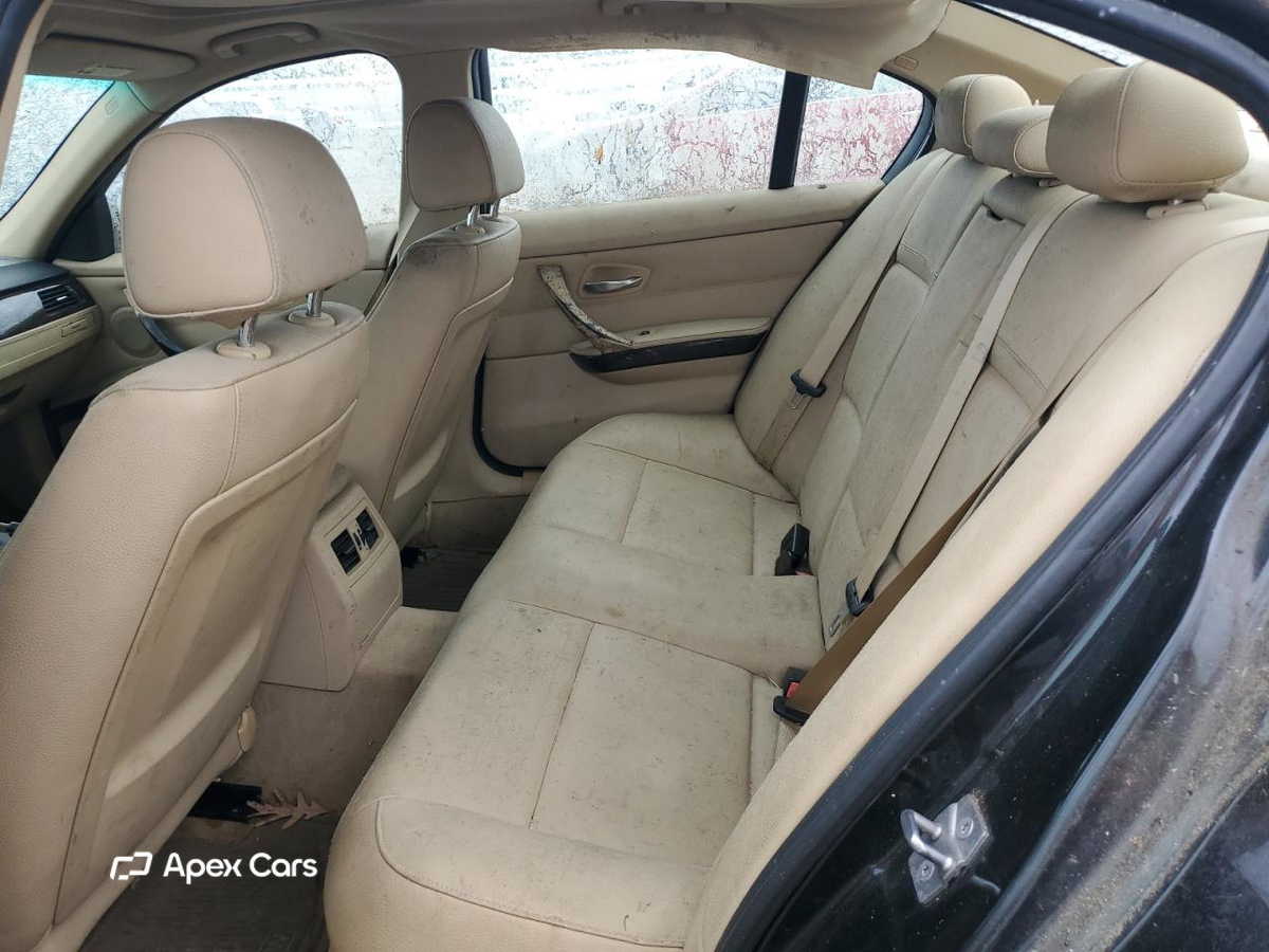 BMW Series 3 2011