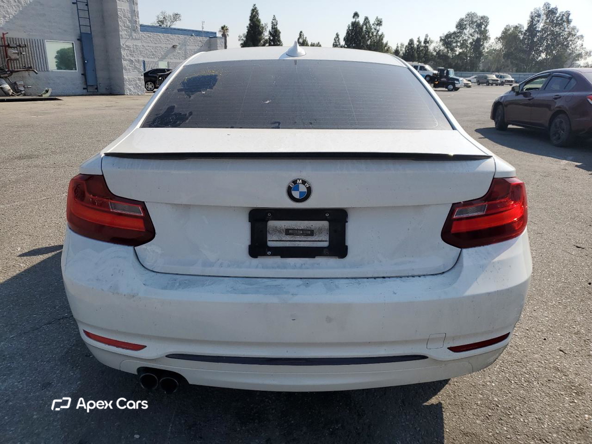 BMW Series 2 2015