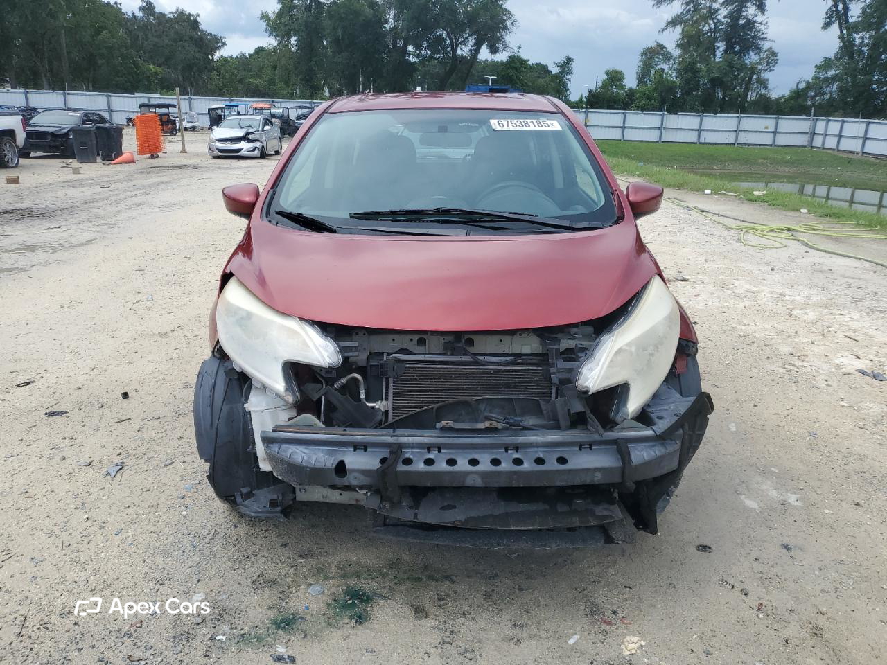 Nissan Versa 2015