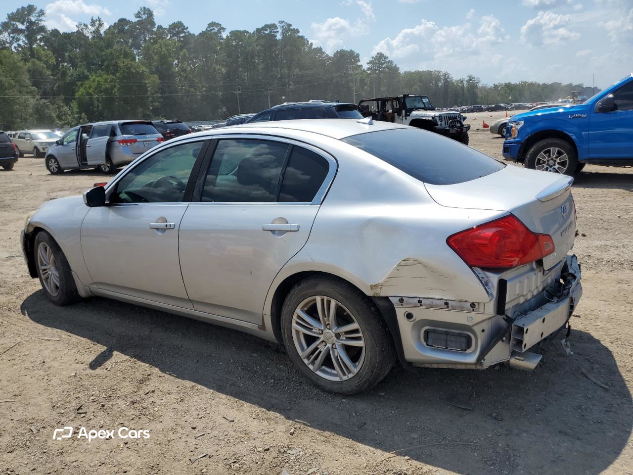 Infiniti G 2010