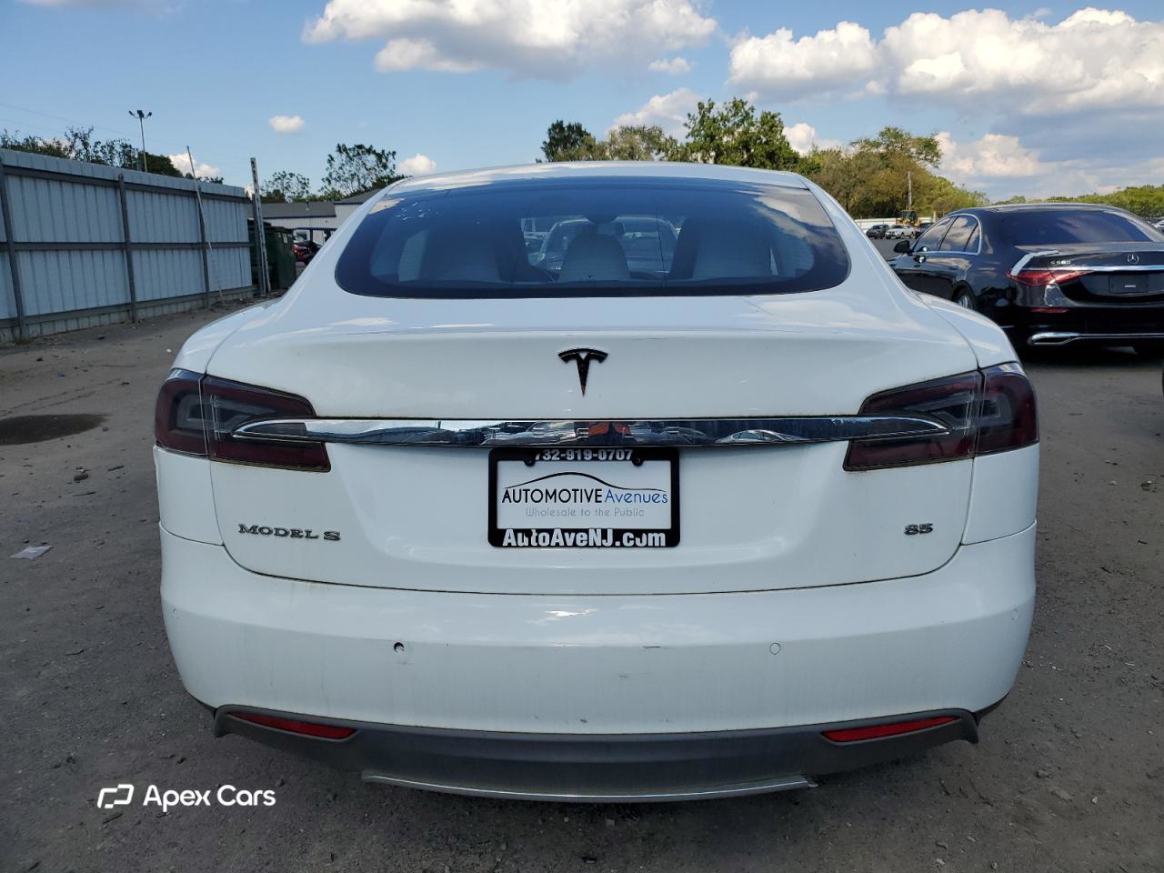 Tesla Model S 2014
