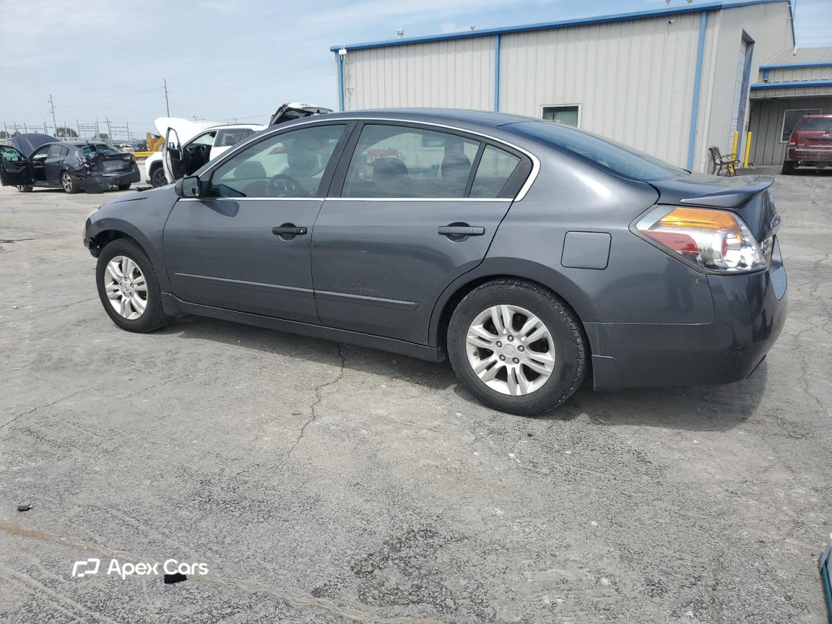 Nissan Altima 2012