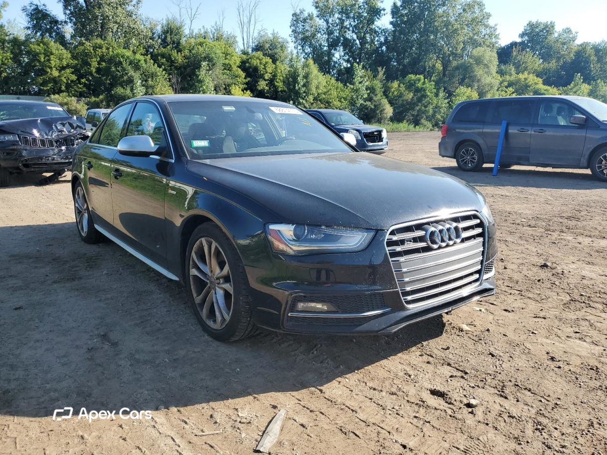 Audi RS4 2013