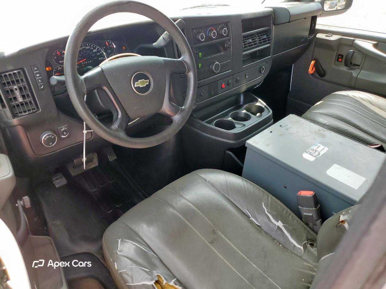 Chevrolet Express 2013