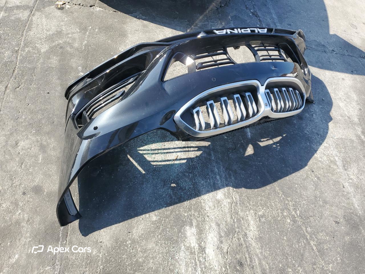 BMW Series 8 2023