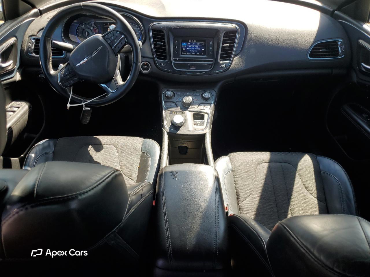 Chrysler 200 2015