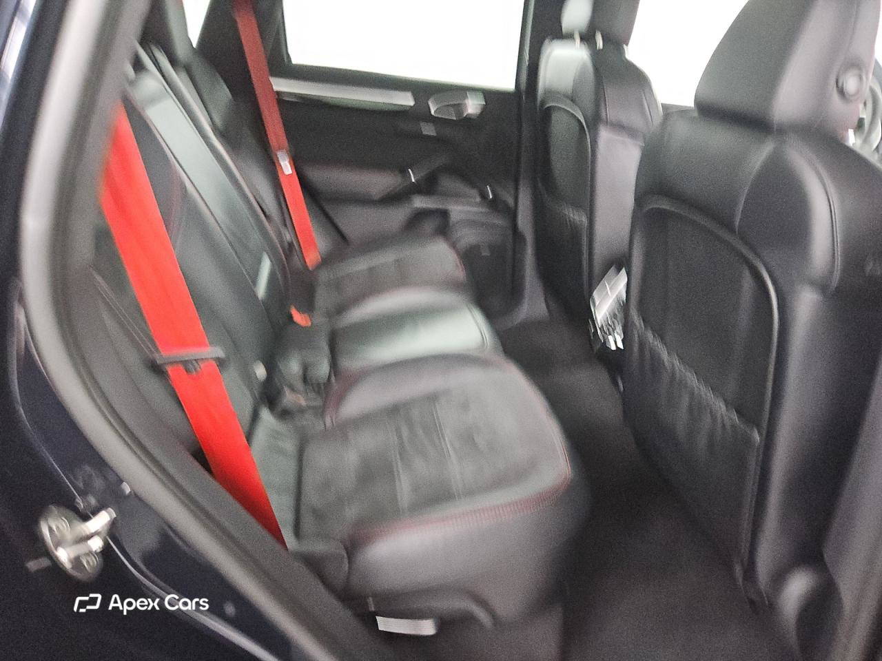 Porsche Cayenne 2016