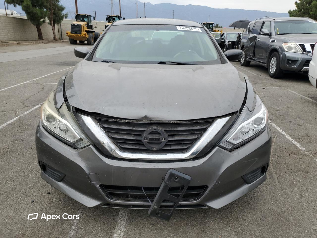 Nissan Altima 2017