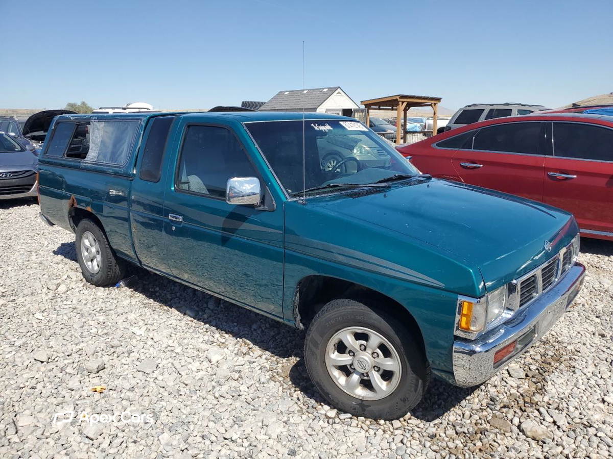 Nissan  1997