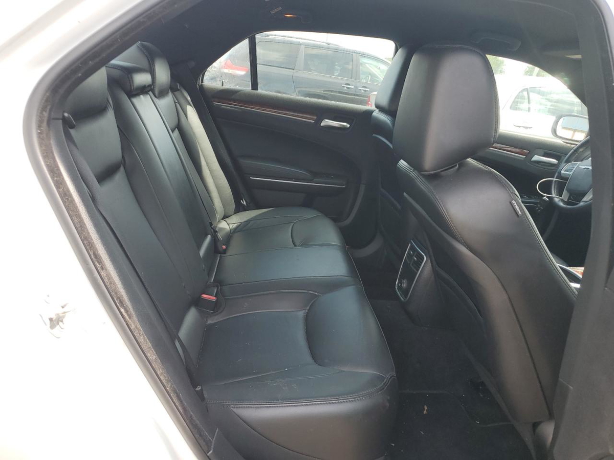 Chrysler 300 2014