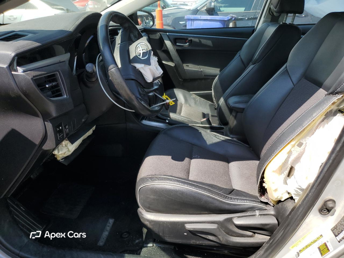 Toyota Corolla 2015