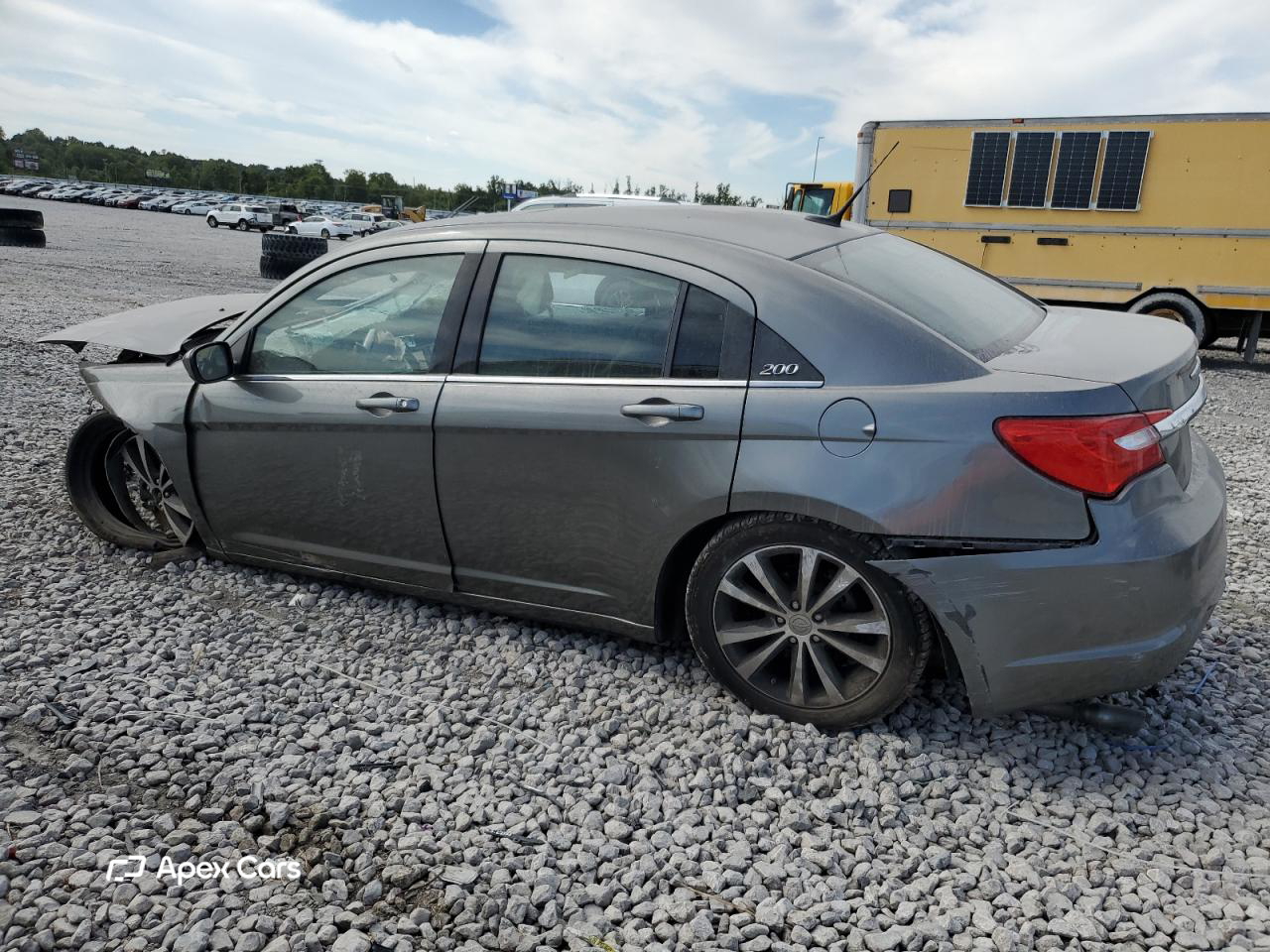 Chrysler 200 2013