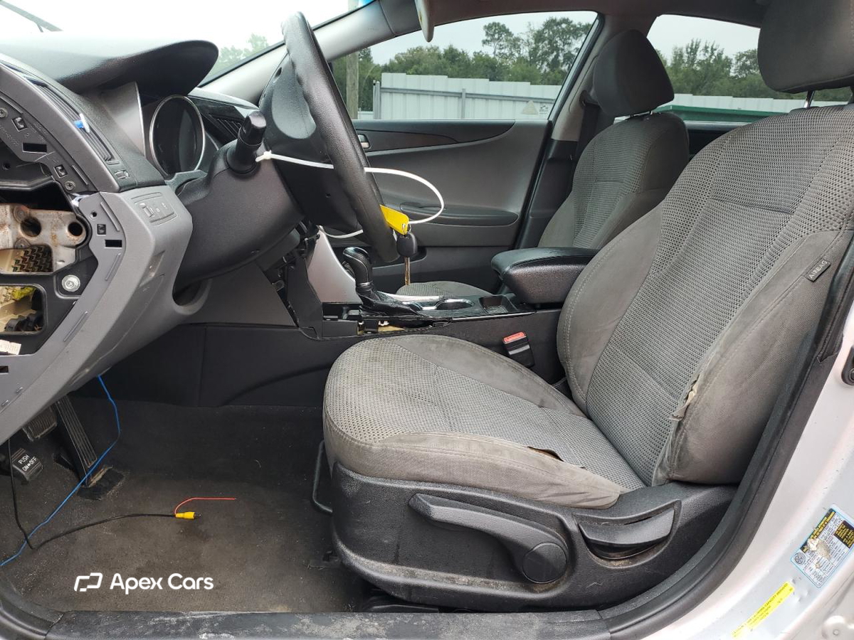 Hyundai Sonata 2012