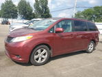 Toyota Sienna 2011