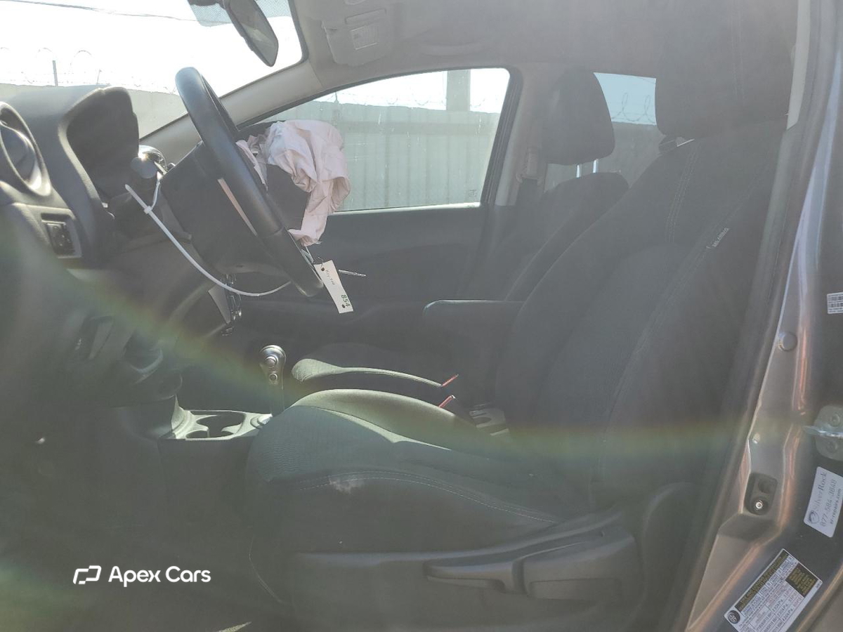 Nissan Versa 2016