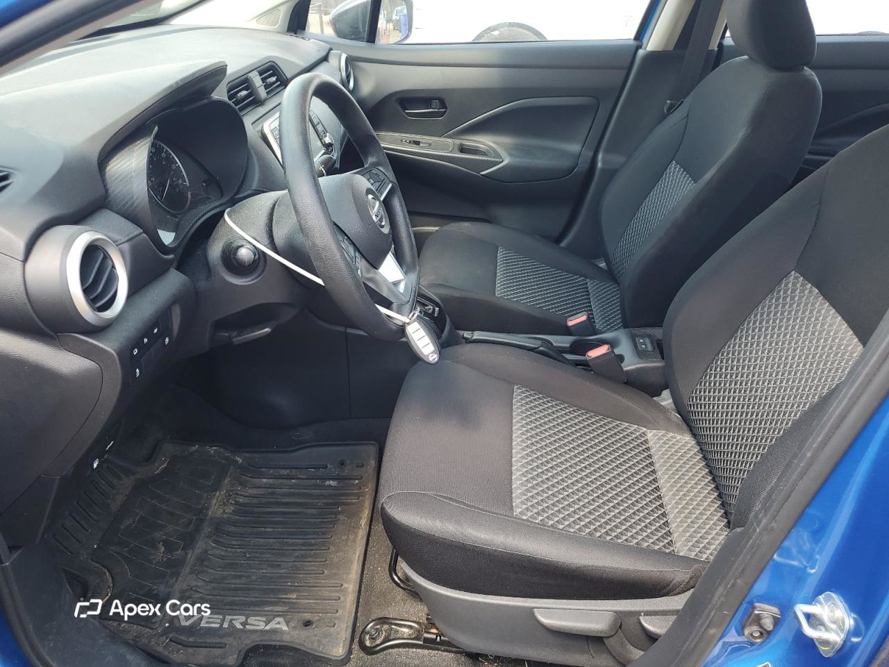 Nissan Versa 2021