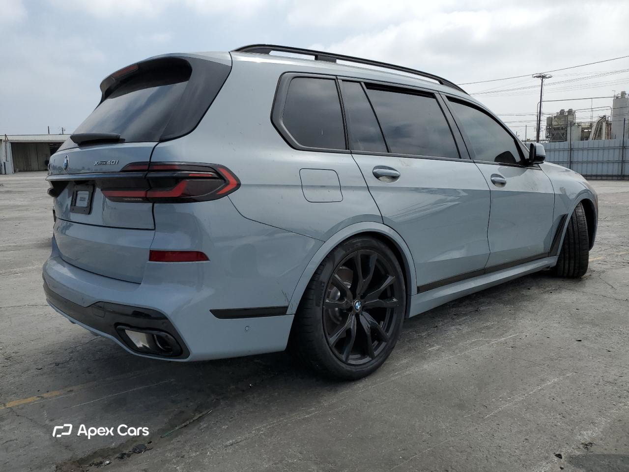 BMW X7 2025