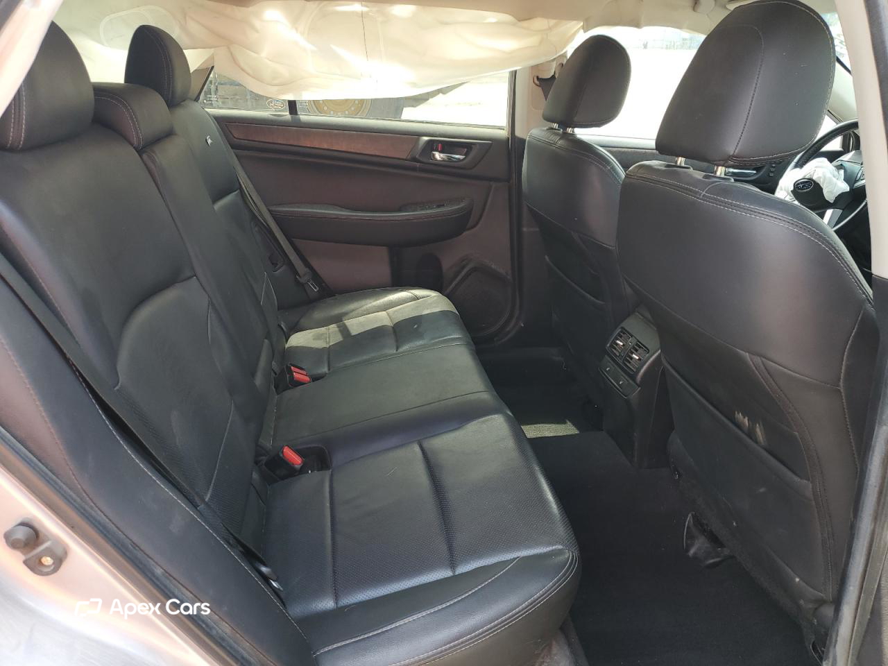 Subaru Outback 2016