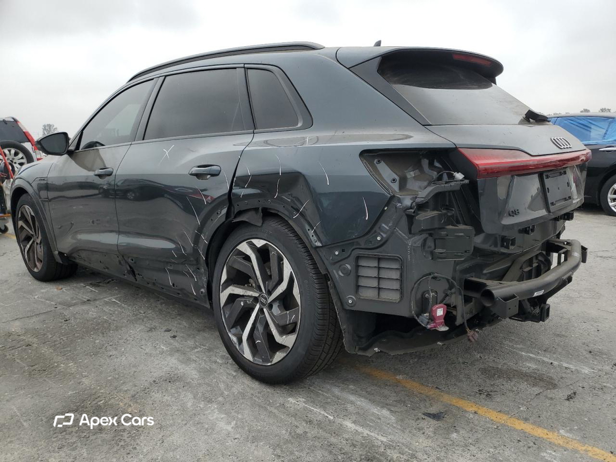 Audi Q8 2024