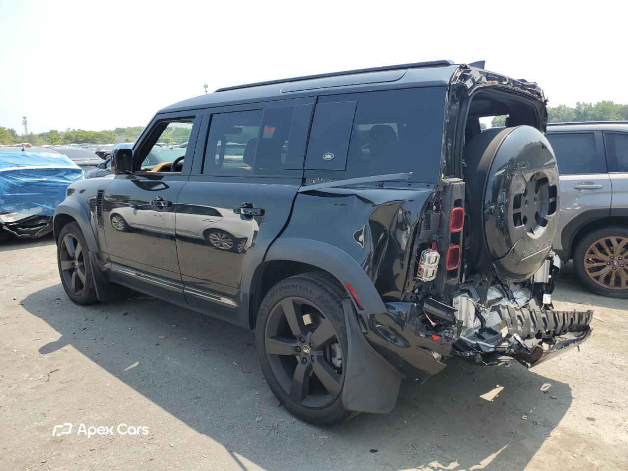 Land Rover Defender 2023