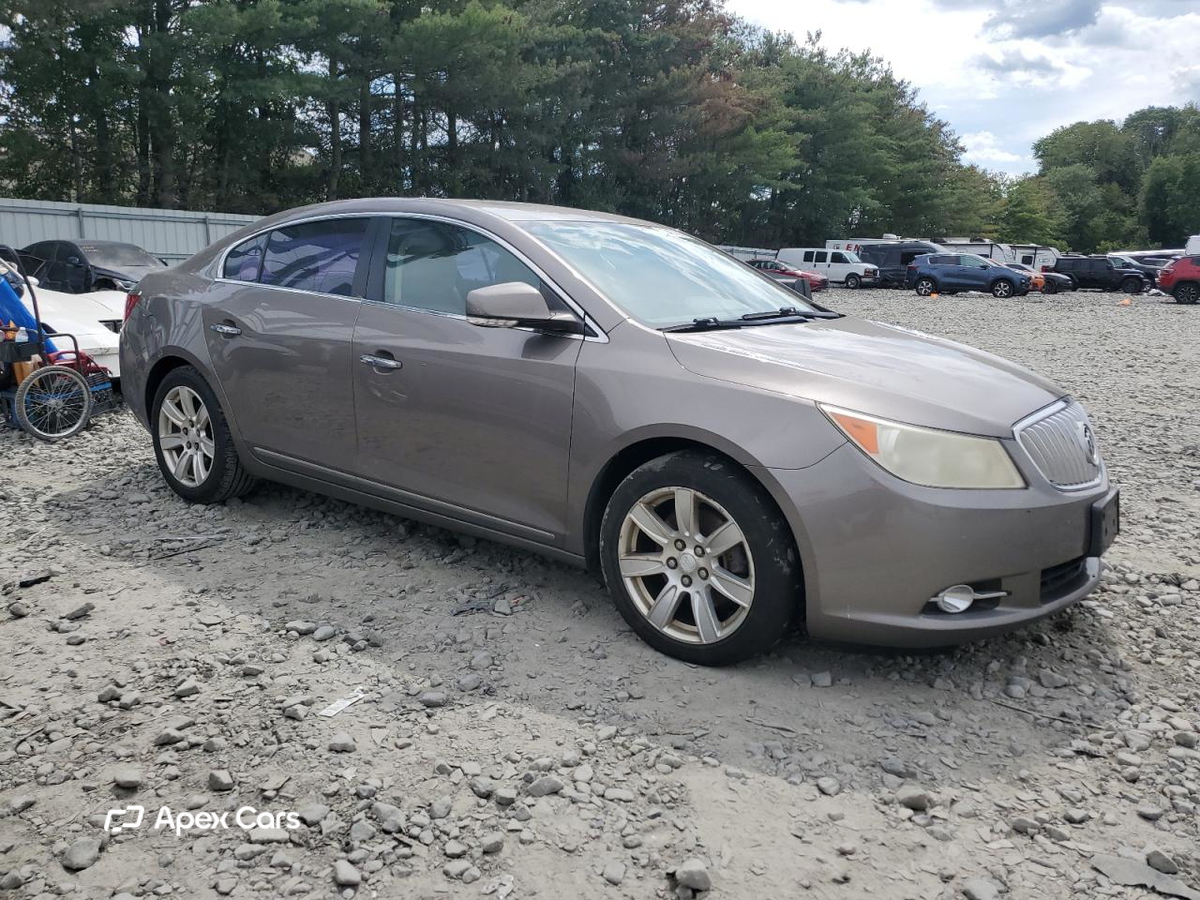 Buick LaCrosse 2011