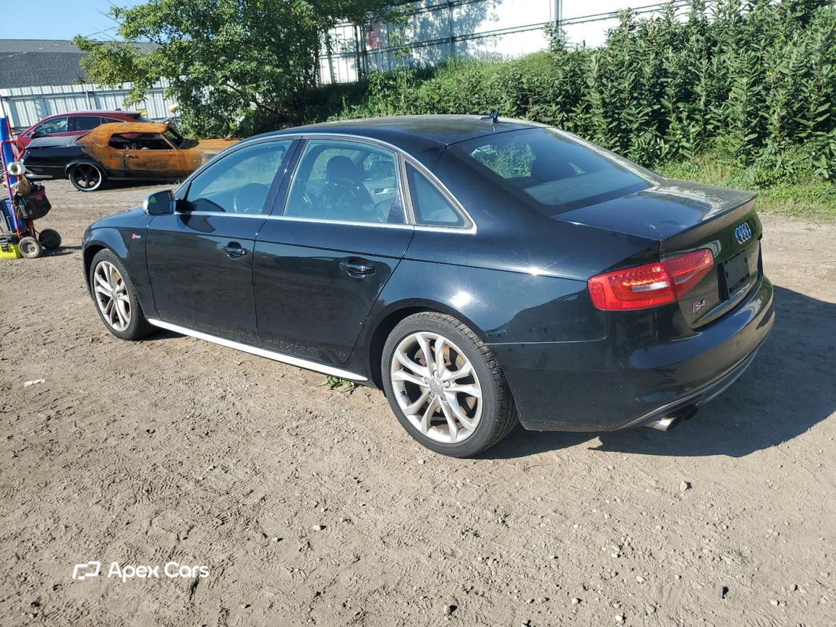 Audi RS4 2013