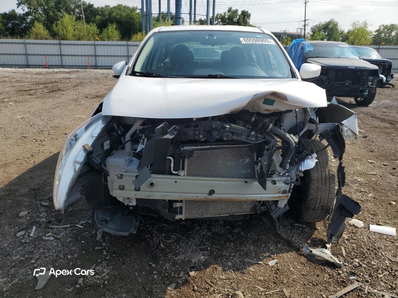 Nissan Versa 2019