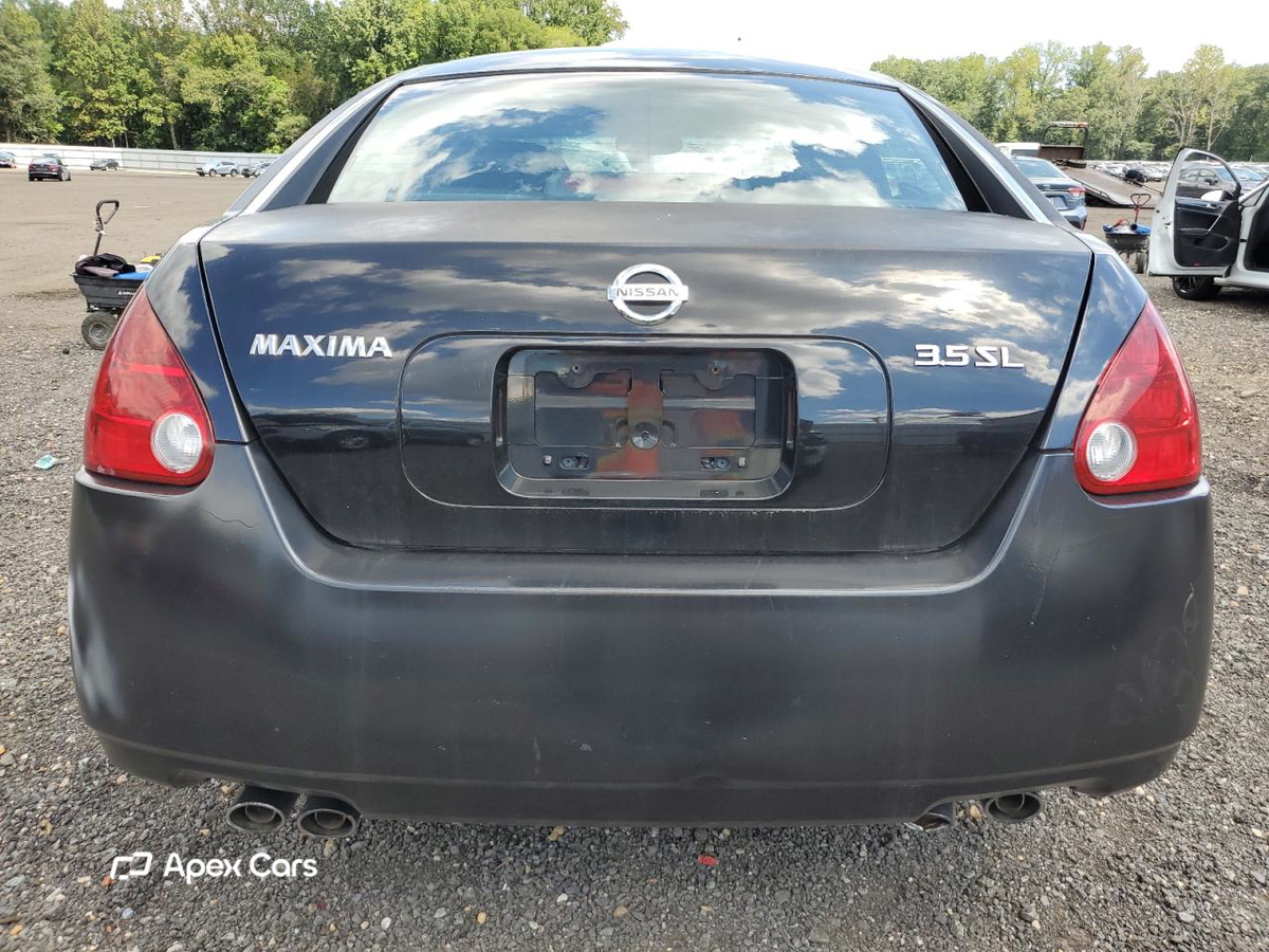 Nissan Maxima 2004