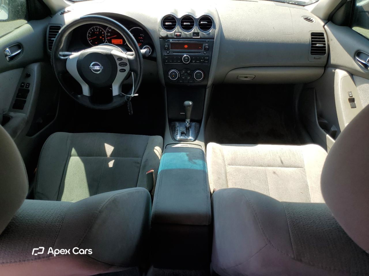 Nissan Altima 2012