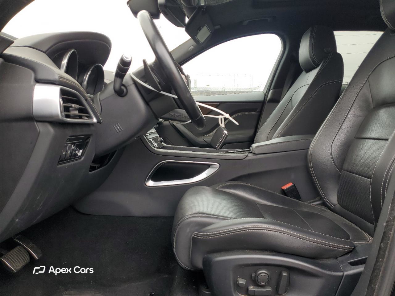 Jaguar F-Pace 2017