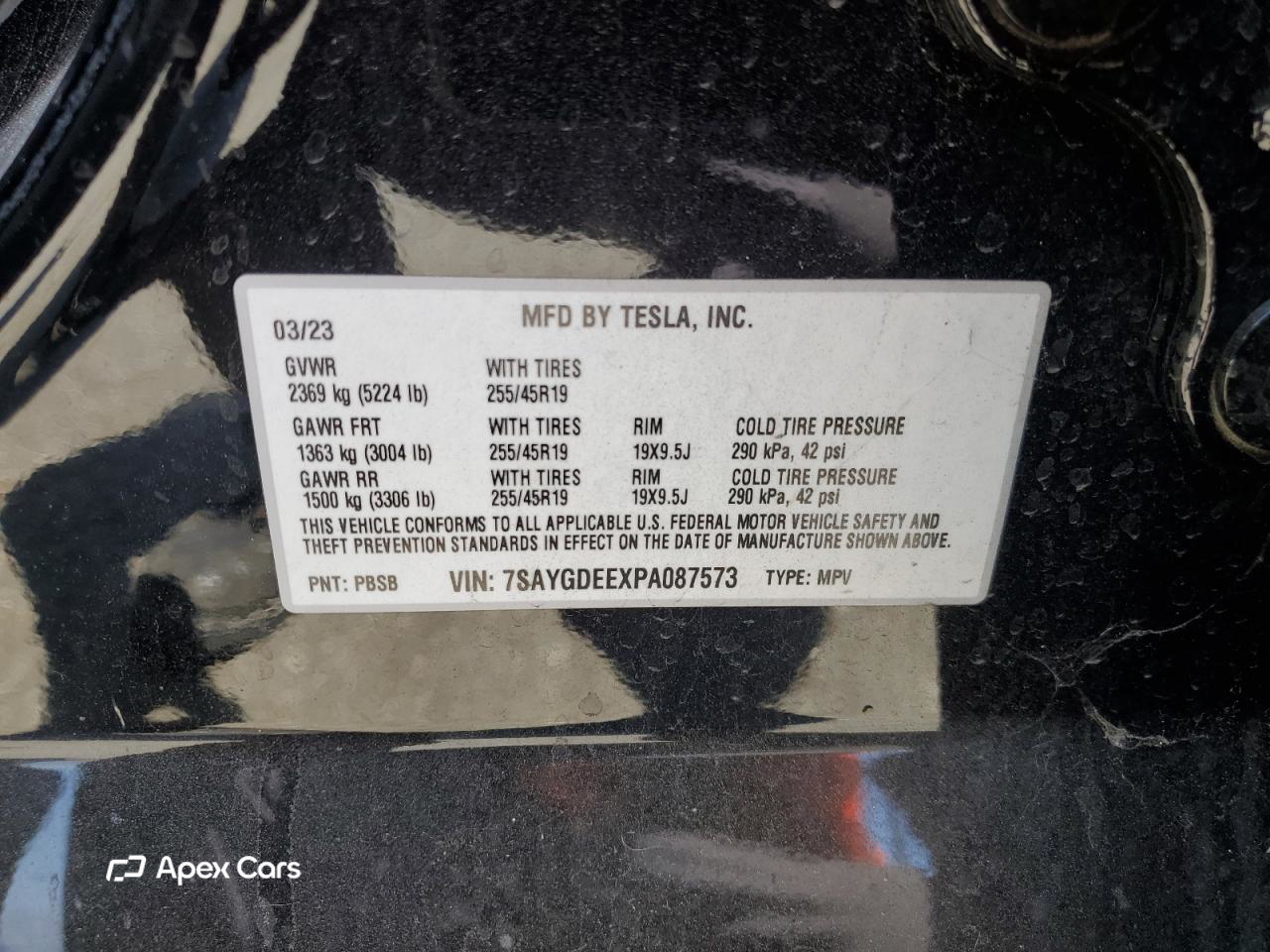 Tesla Model Y 2023