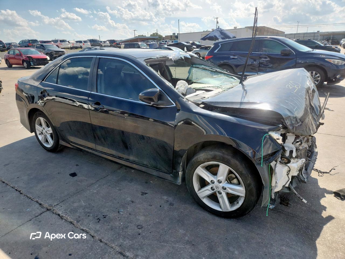 Toyota Camry 2012
