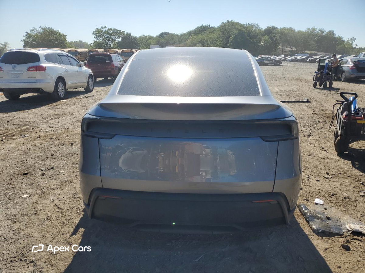 Tesla Model Y 2026