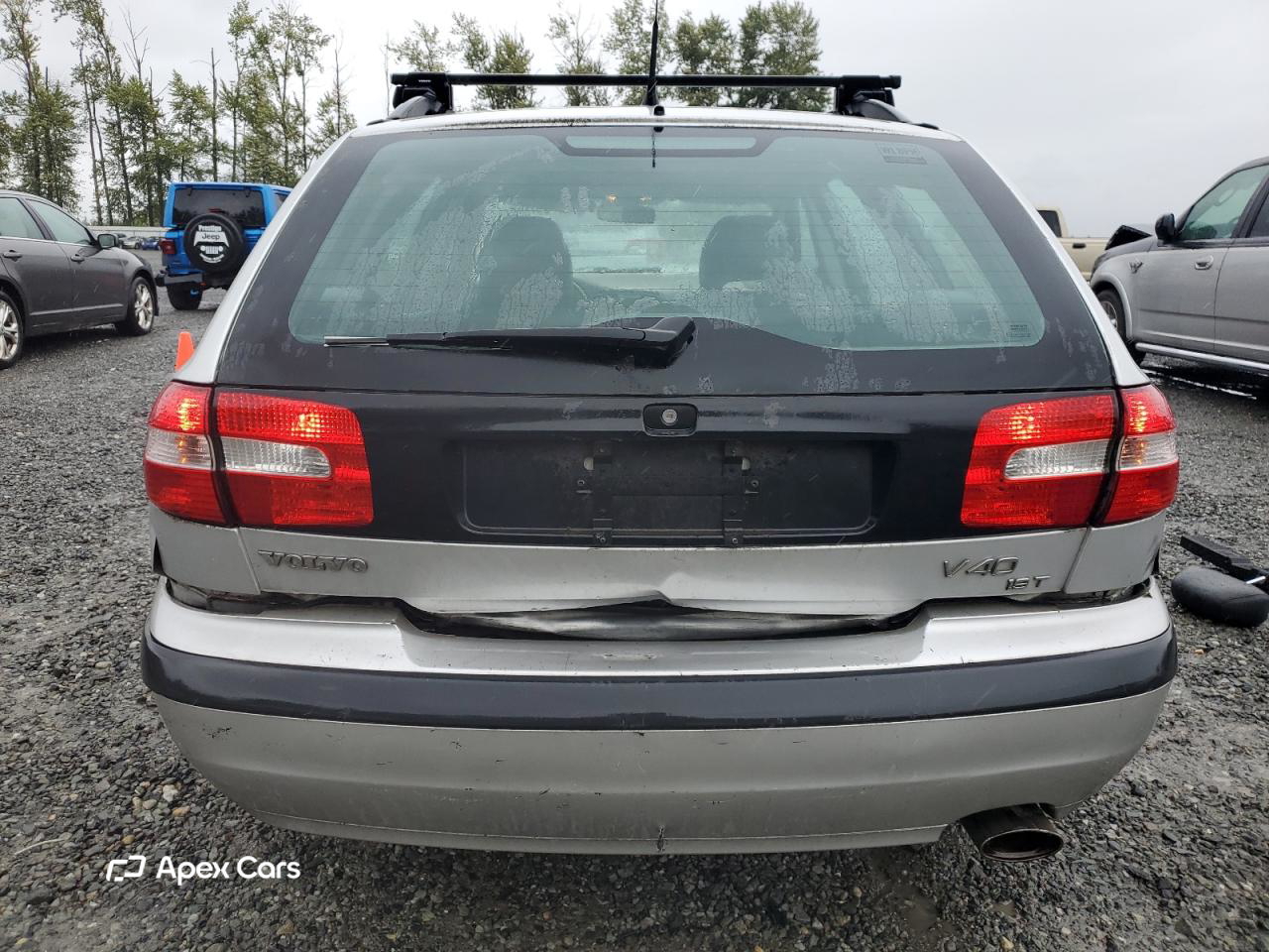 Volvo V40 2001