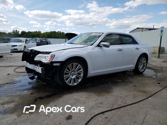 Chrysler 300 2011 - Image 1 of 13