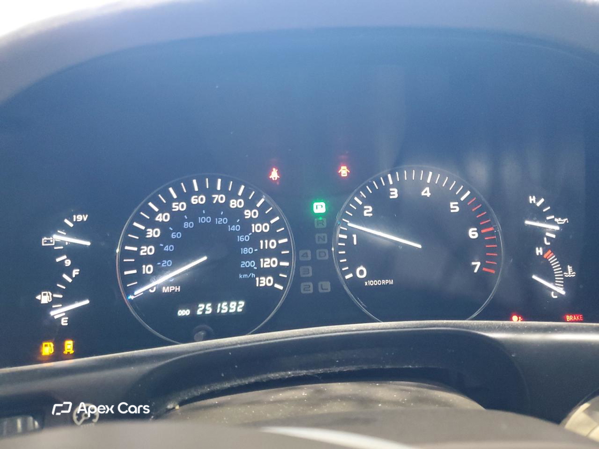 Lexus LX 2003