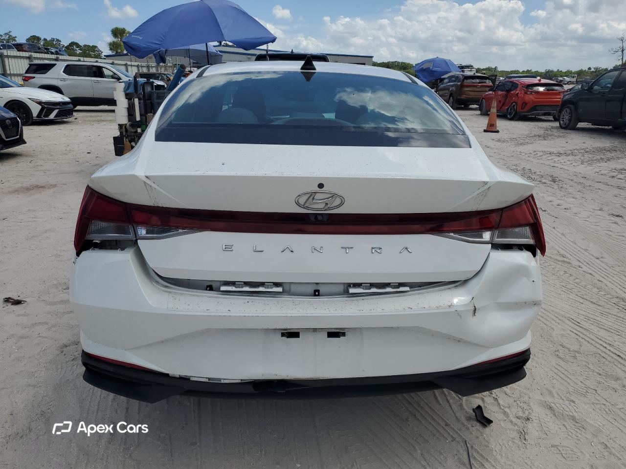 Hyundai Elantra 2021