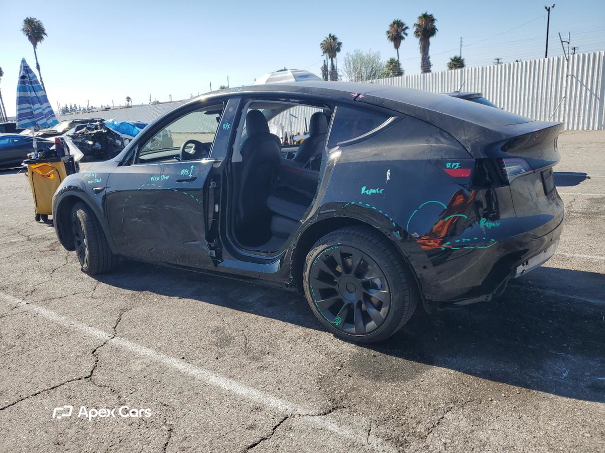 Tesla Model Y 2022