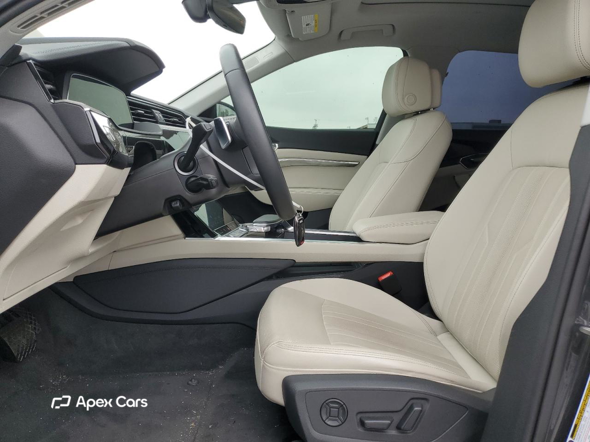 Audi Q8 2024