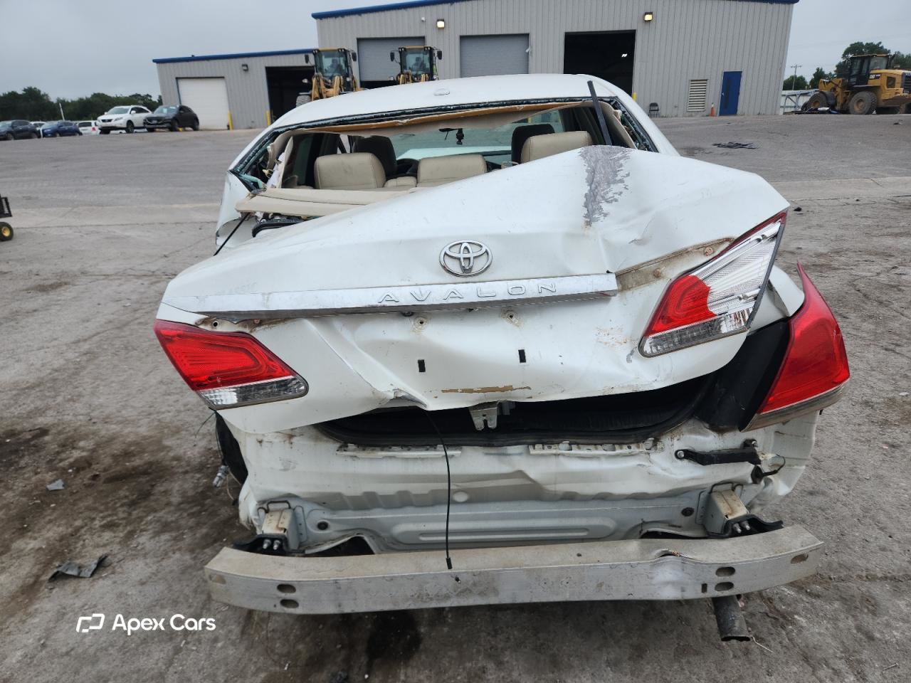 Toyota Avalon 2011