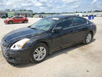 Nissan Altima 2010