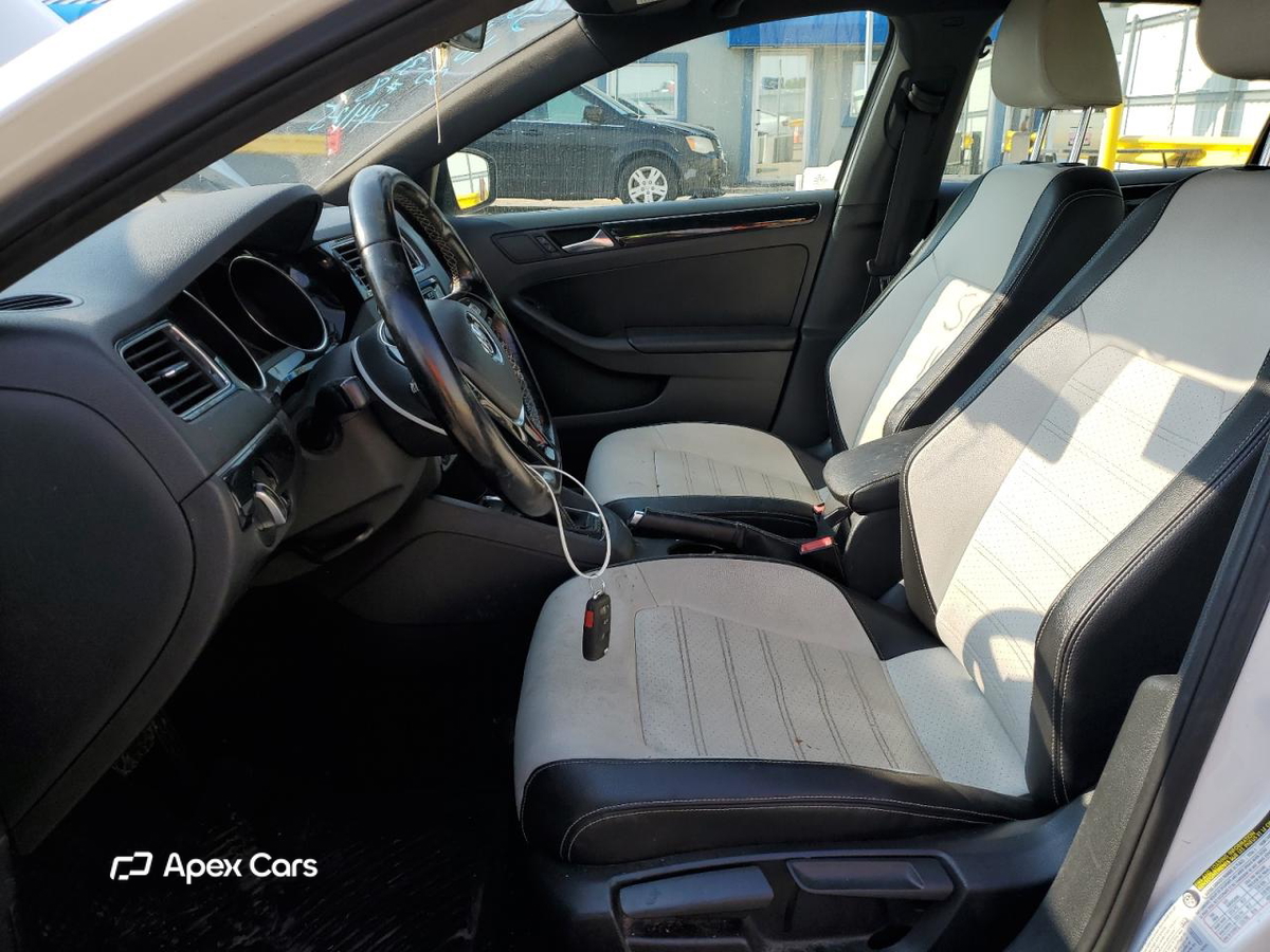 Volkswagen Jetta 2015