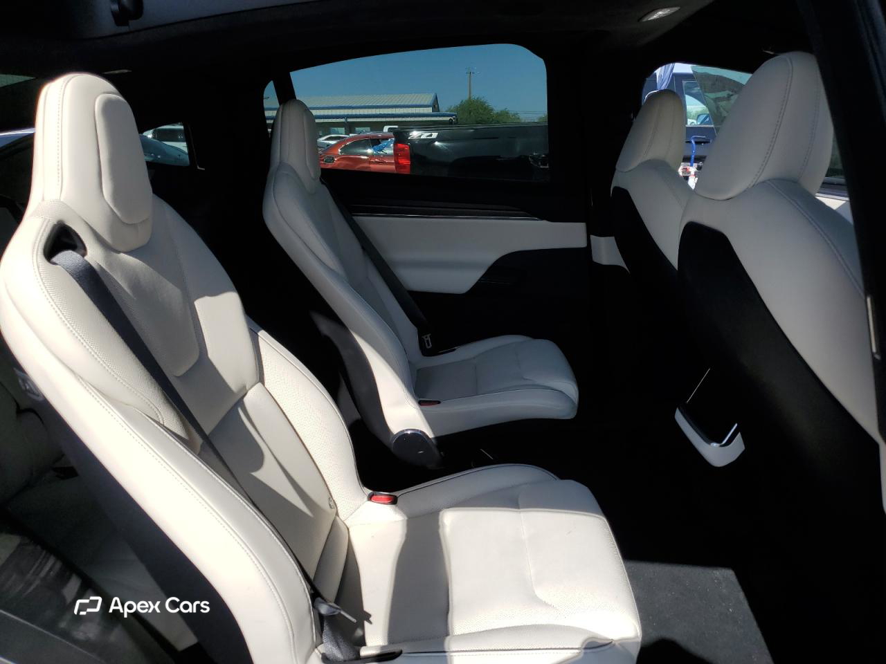 Tesla Model X 2022