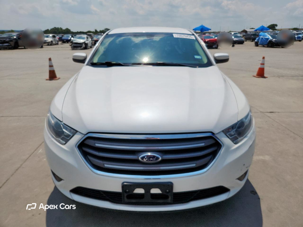 Ford Taurus 2014