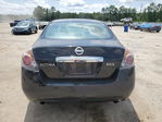 Nissan Altima 2010