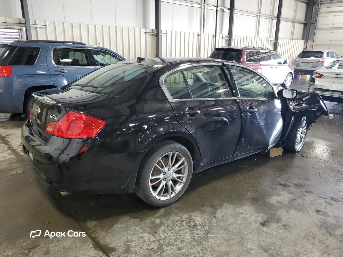 Infiniti G 2013